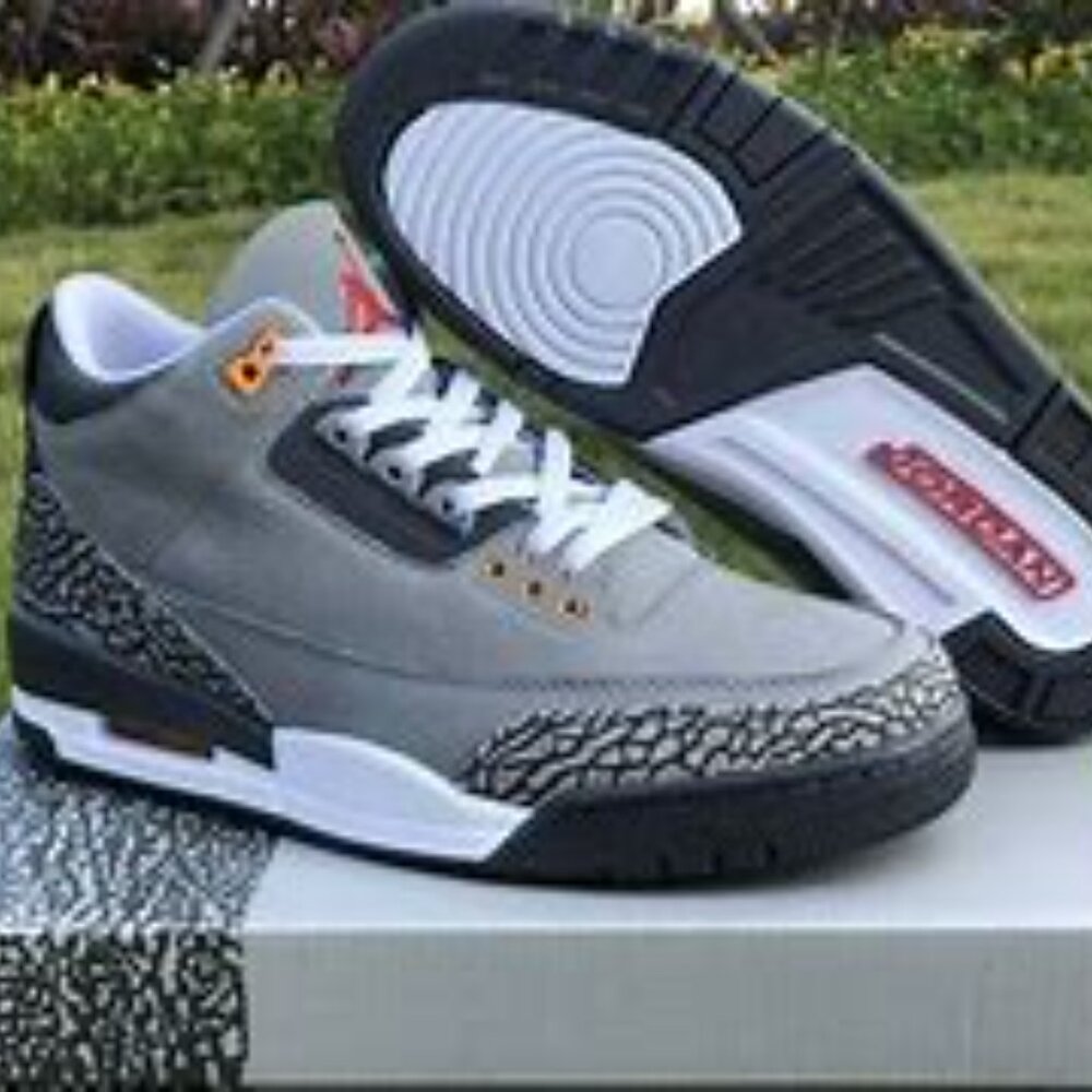 Jordan 3 Retro Mid Cool Grey WBox